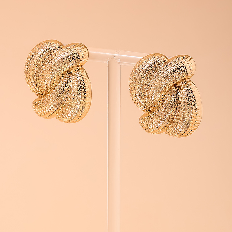 1 Pair Elegant Formal Geometric Alloy Ear Studs display picture 1