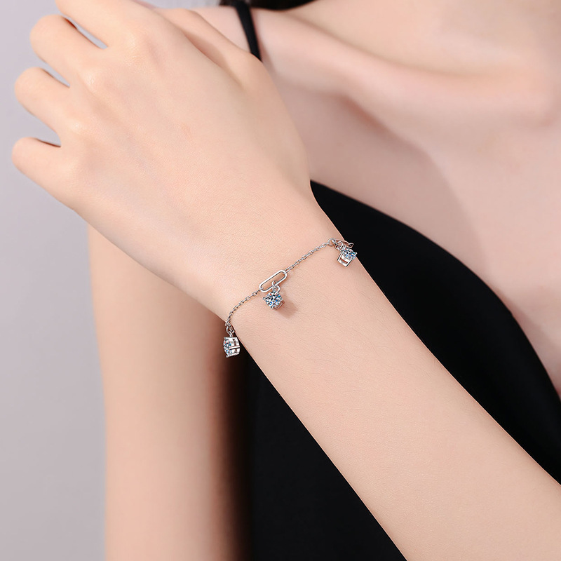Casual Sweet Round Square Sterling Silver Plating Inlay Zircon Silver Plated Bracelets display picture 4