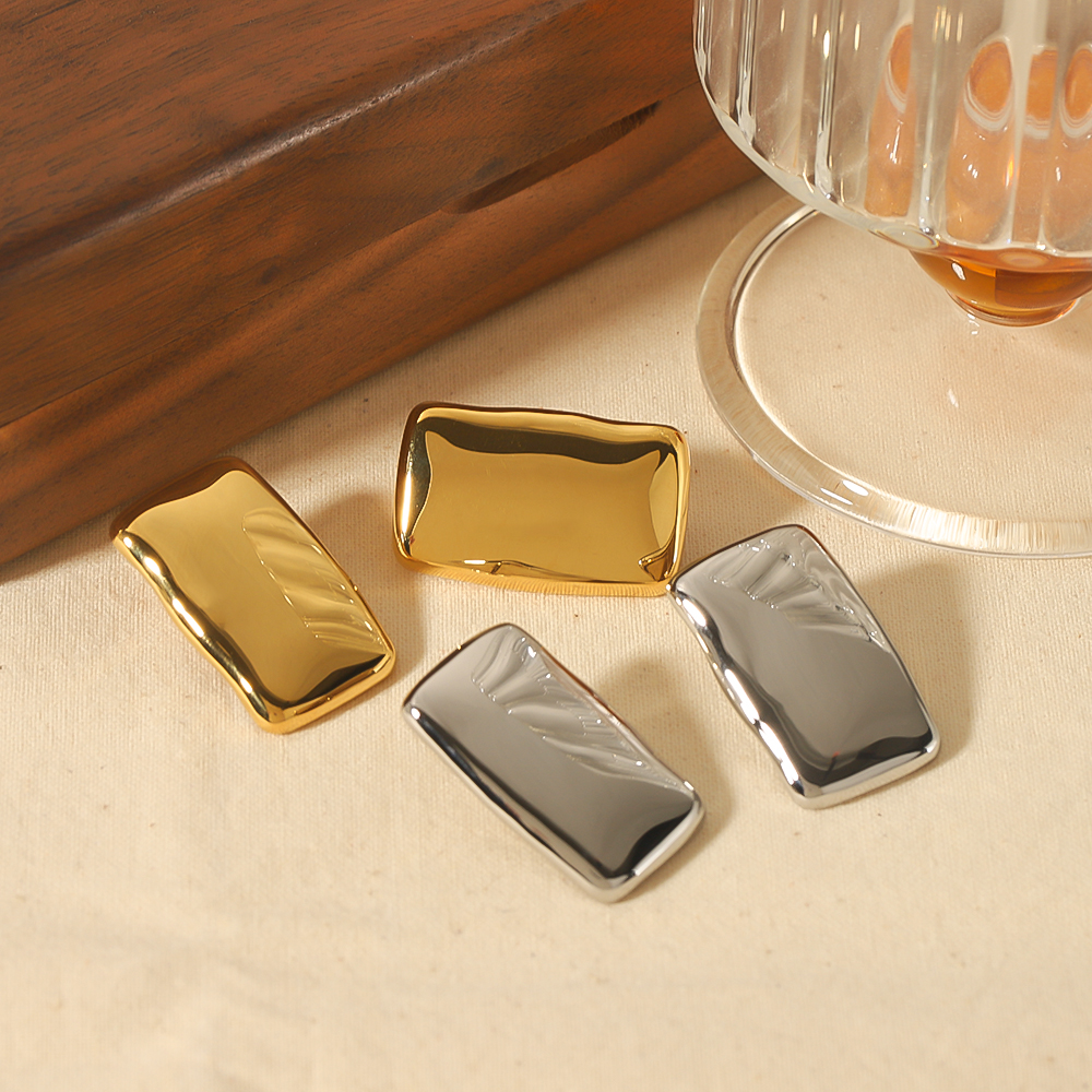 1 Pair Vintage Style Simple Style Quadrilateral Polishing Plating 304 Stainless Steel Ear Studs display picture 4
