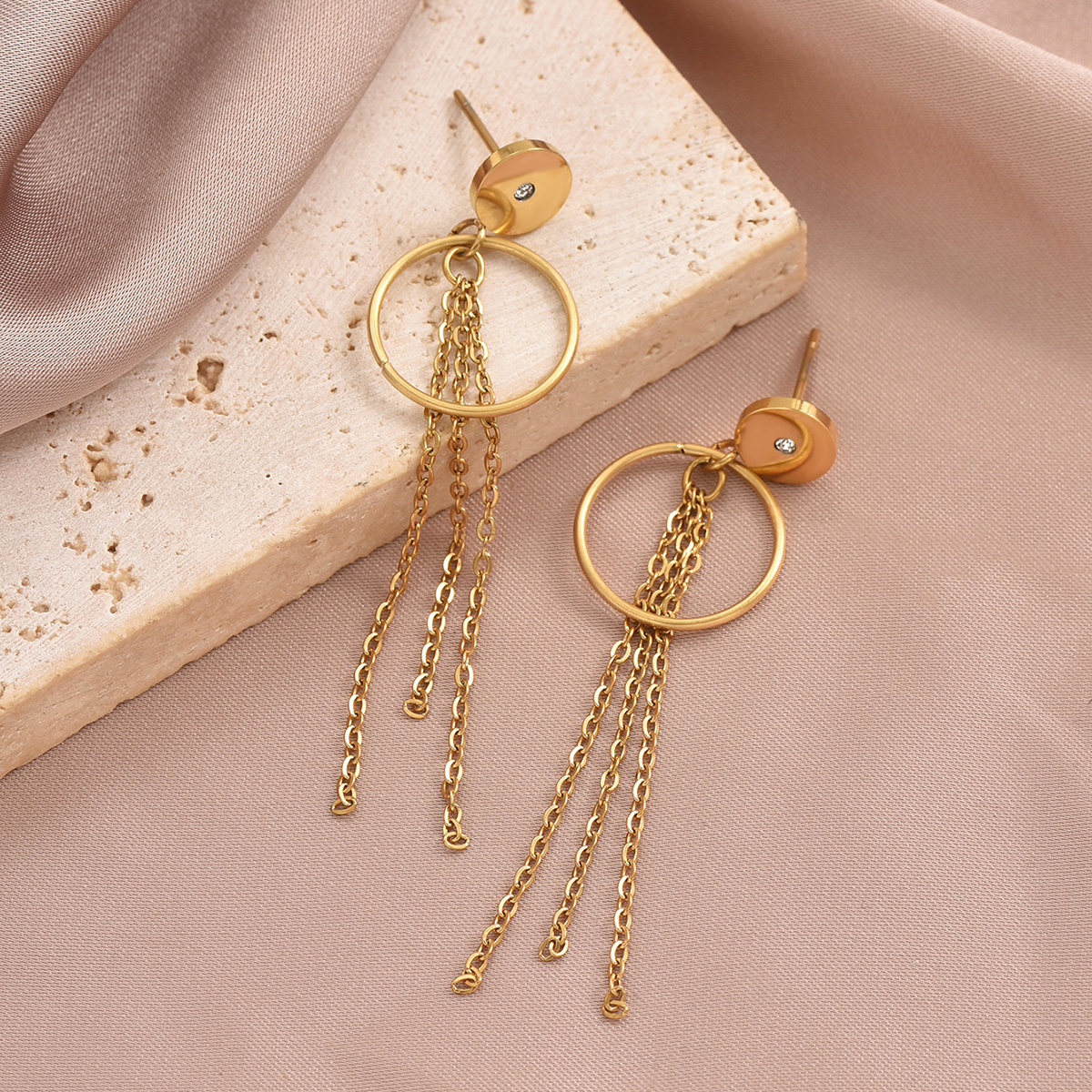 2 Pieces Elegant Lady Modern Style Circle Tassel Lines Plating Inlay 304 Stainless Steel Zircon 14K Gold Plated Drop Earrings display picture 5