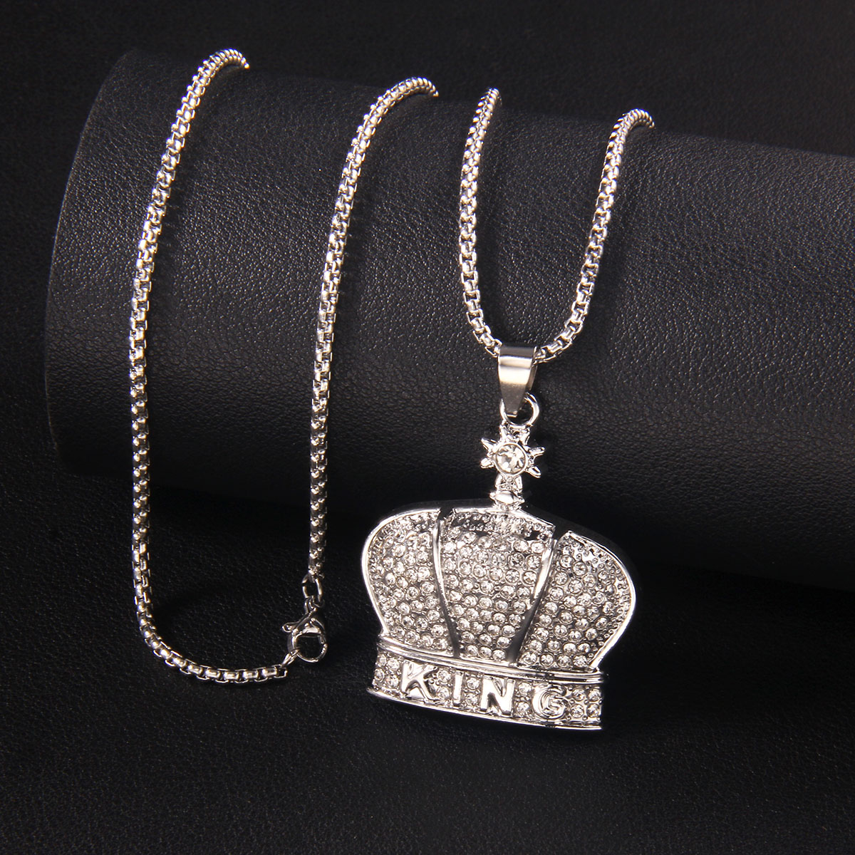 Commute Crown 201 Stainless Steel Zinc Alloy Rhinestones Unisex Necklace display picture 6