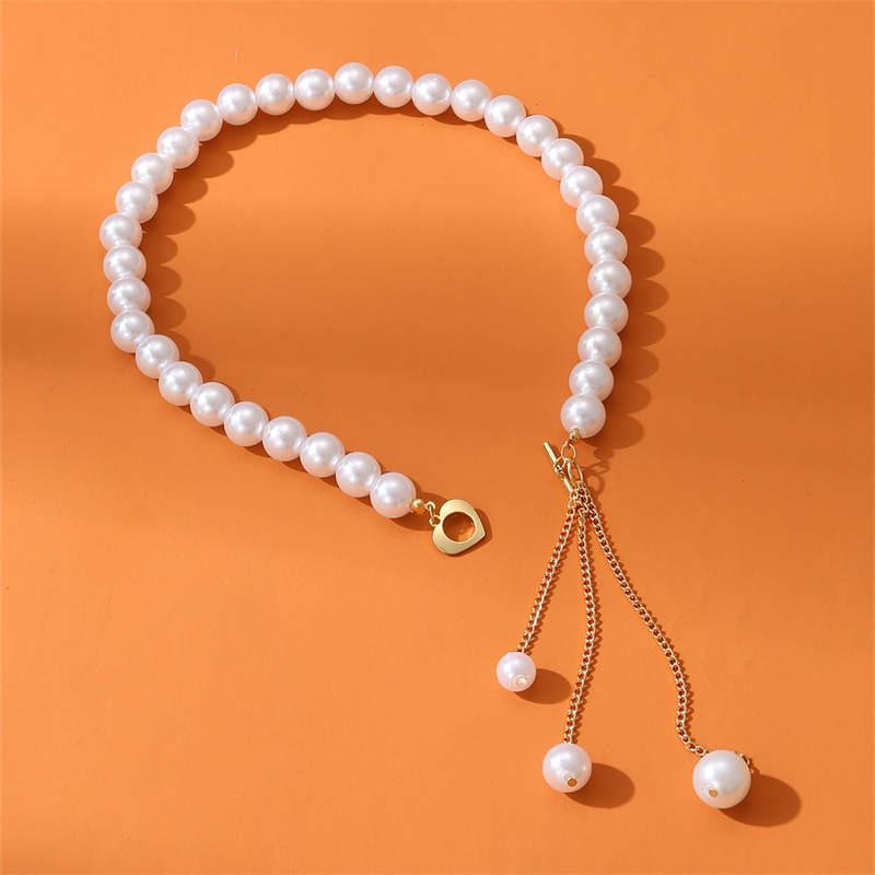 Elegant Sweet Round Heart Shape Artificial Pearl Toggle Beaded Women's Pendant Necklace display picture 3