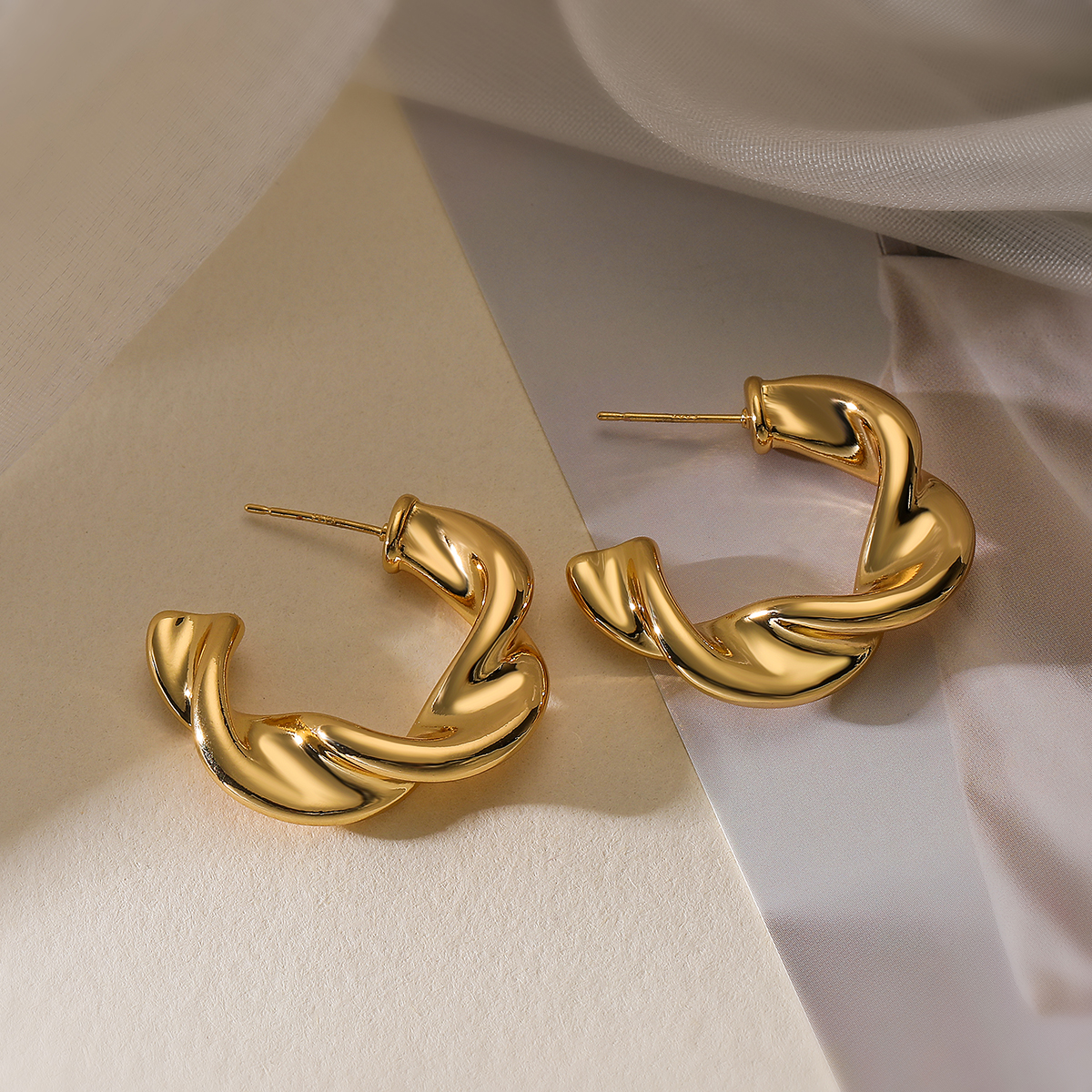 1 Pair Simple Style Commute Geometric Plating Copper 18k Gold Plated Ear Studs display picture 6