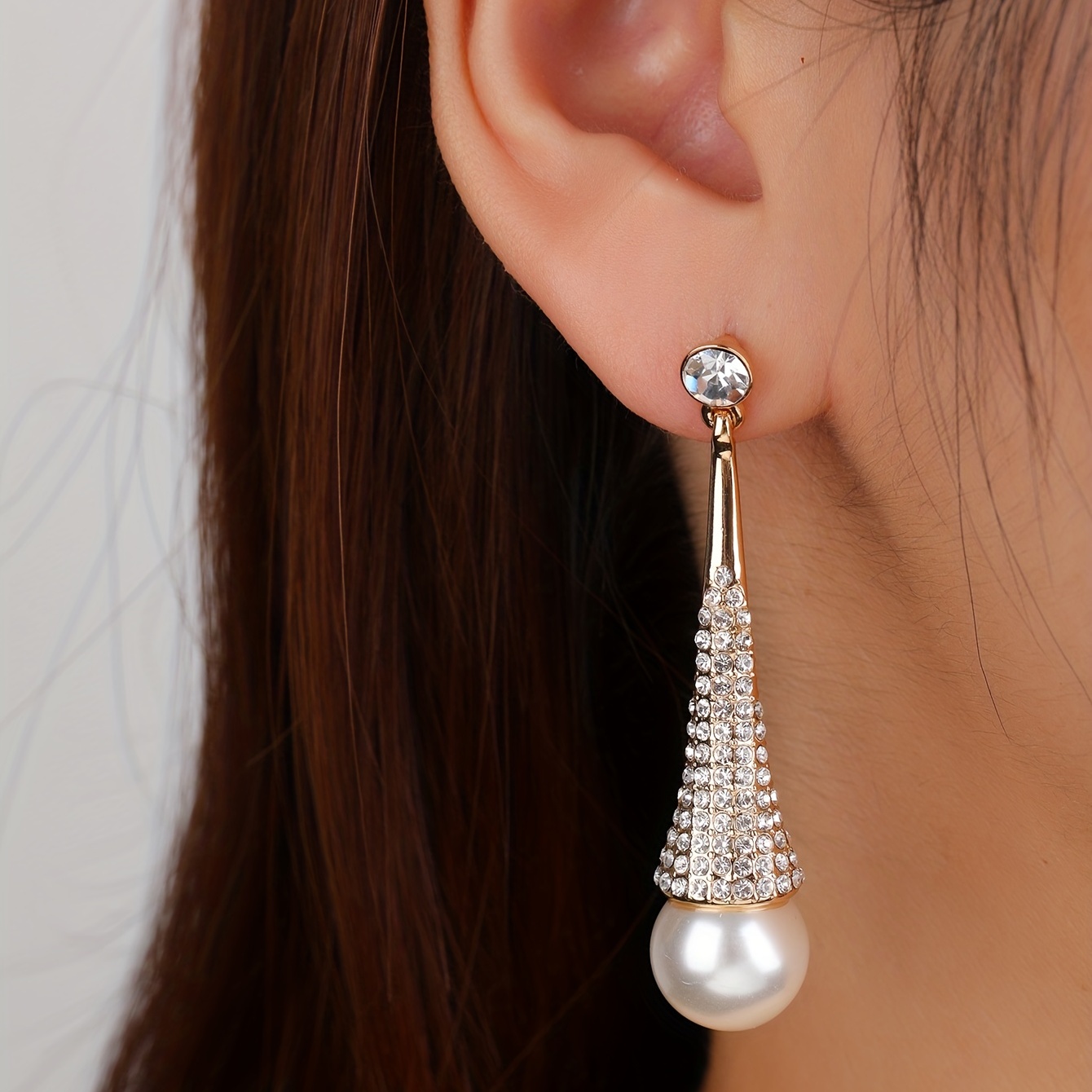 1 Pair Elegant Geometric Inlay Copper Pearl Zircon Gold Plated Drop Earrings display picture 2