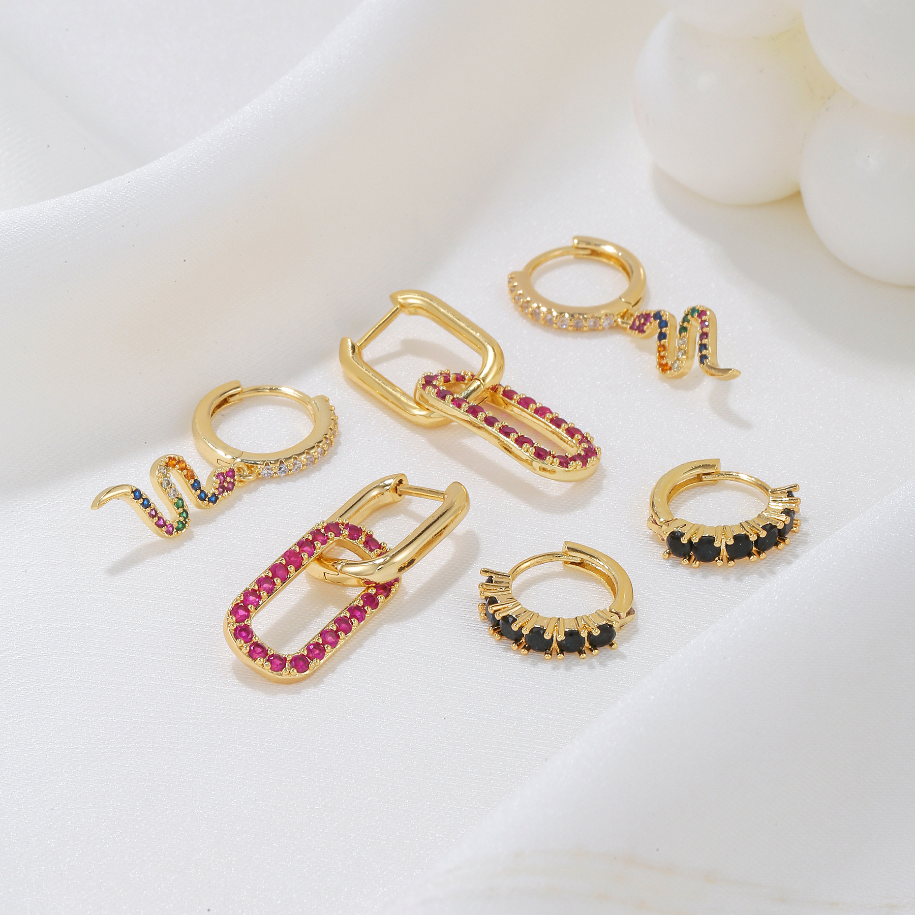Cute Sweet Geometric Brass Plating Inlay Zircon 18k Gold Plated Silver Plated Drop Earrings display picture 3