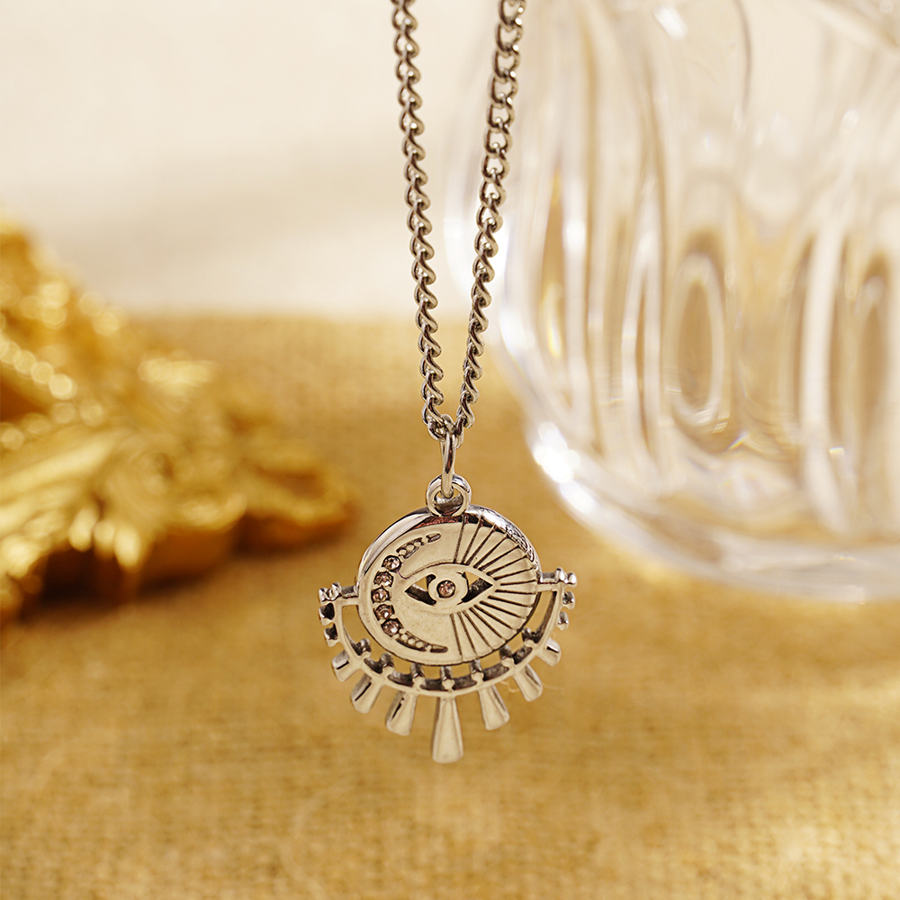 304 Stainless Steel 18K Gold Plated Streetwear Plating Inlay Sun Devil's Eye Rhinestones Pendant Necklace display picture 2