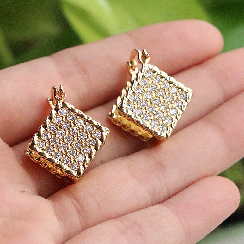 1 Pair Elegant Simple Style Square Plating Copper Zircon Silver Plated Drop Earrings display picture 3