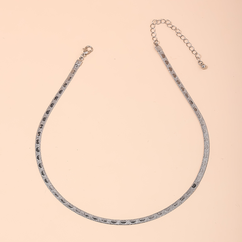 Ig-stil Einfacher Stil Brief Herzform Legierung Großhandel Halskette display picture 3