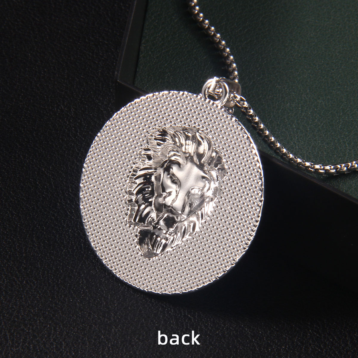 Hip-Hop Lion 201 Stainless Steel Zinc Alloy Inlay Rhinestones Men's Necklace display picture 3
