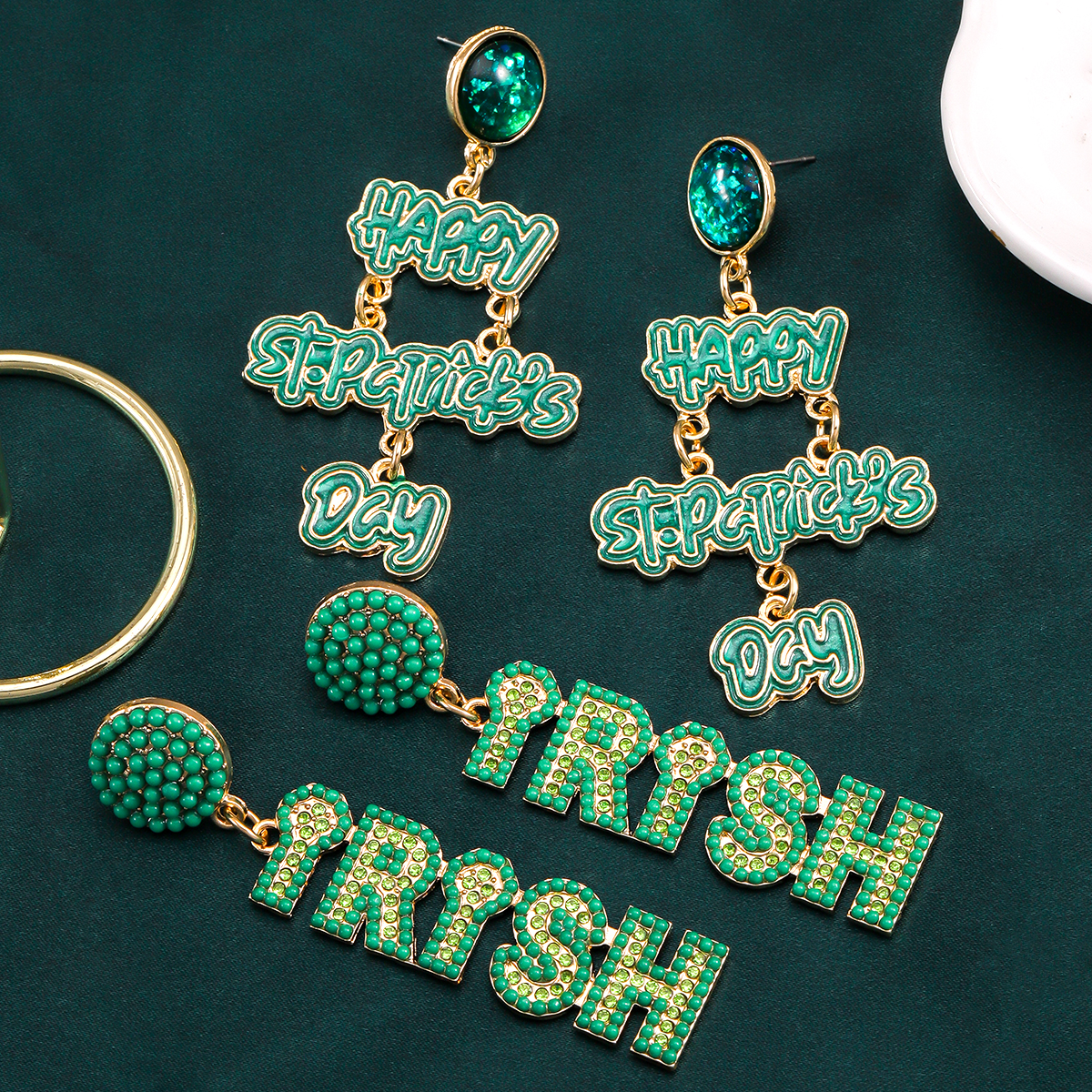 1 Pair Casual Cute Shamrock Letter Plating Inlay Alloy Drop Earrings display picture 11