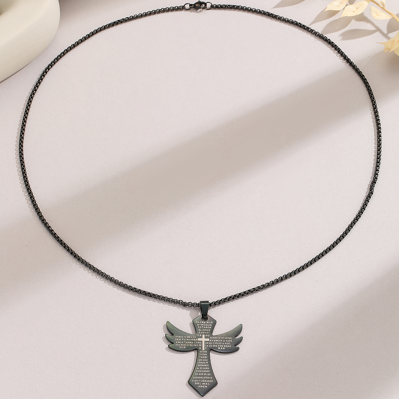 Casual Punk Cross Wings Stainless Steel Men's Pendant Necklace display picture 2