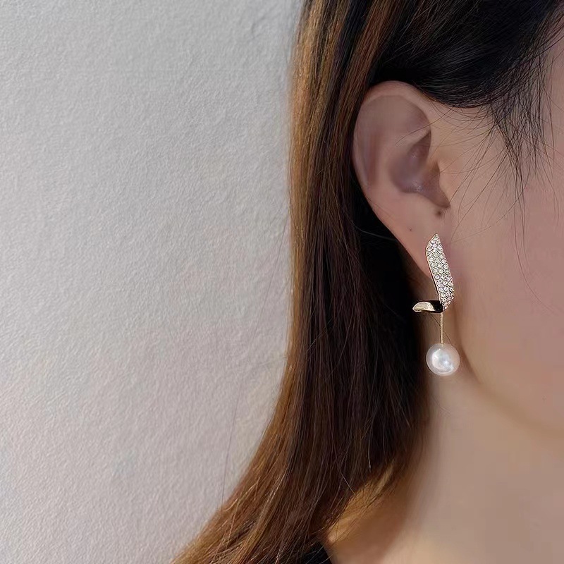 1 Paire À La Française Style Simple Style Coréen Géométrique Alliage Boucles D'oreilles display picture 2