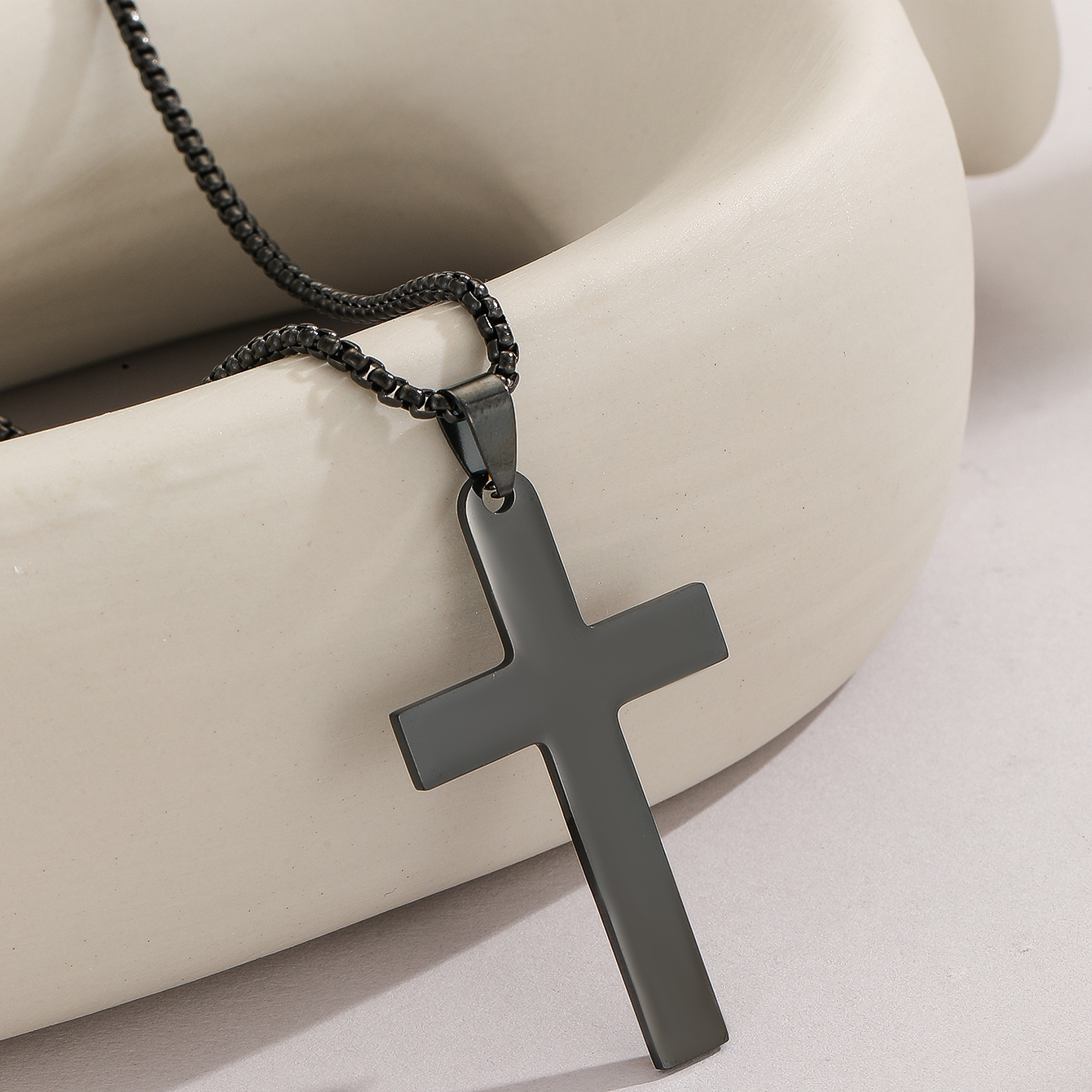 Casual Hip-hop Cross Stainless Steel Men's Pendant Necklace display picture 1