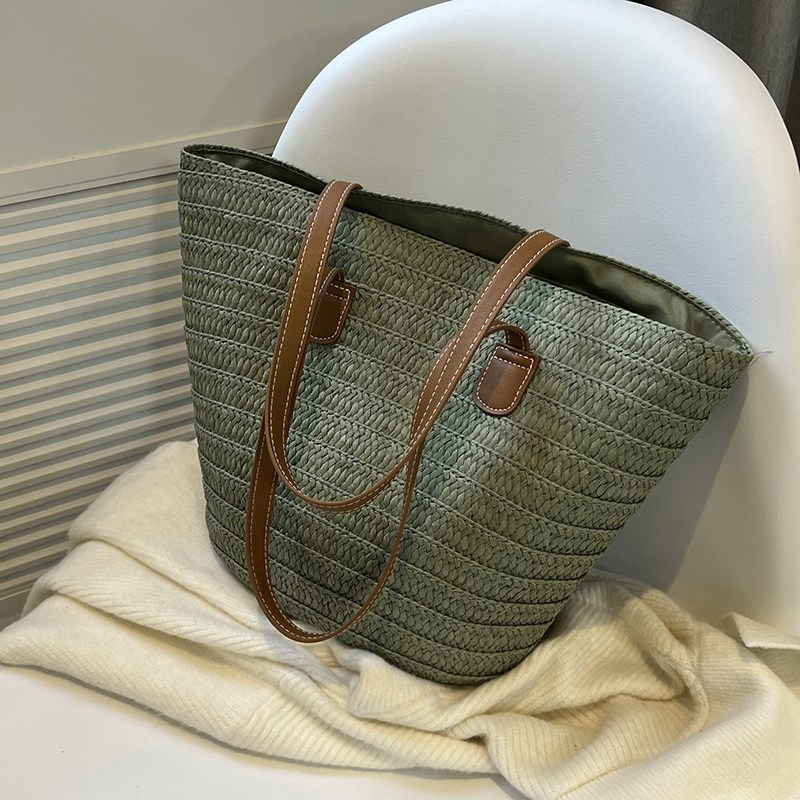 Women's Braid Solid Color Vintage Style Vacation Weave Square Zipper Shoulder Bag display picture 4