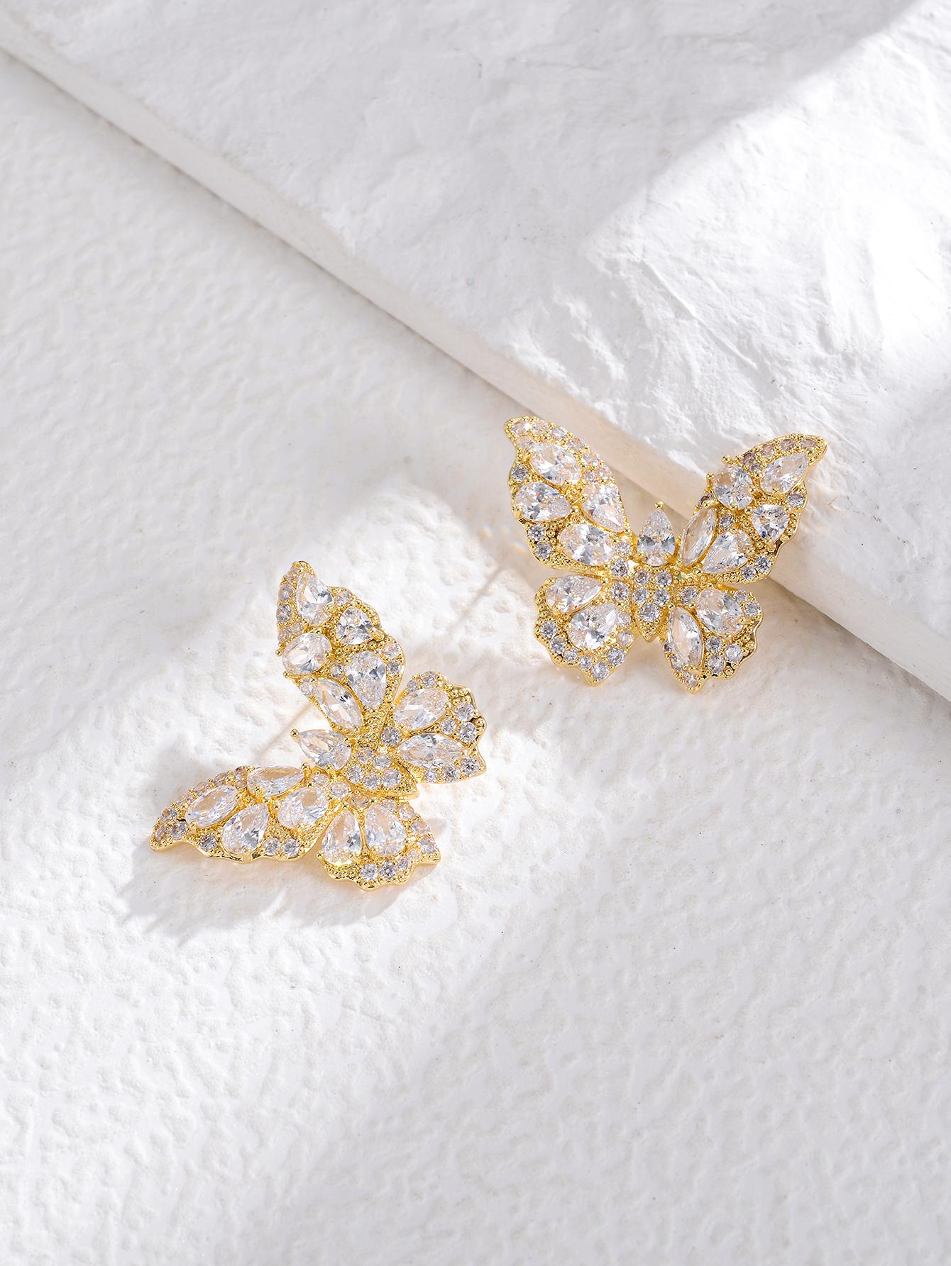 1 Pair Luxurious Streetwear Shiny Butterfly Inlay Alloy Rhinestones Ear Studs display picture 2