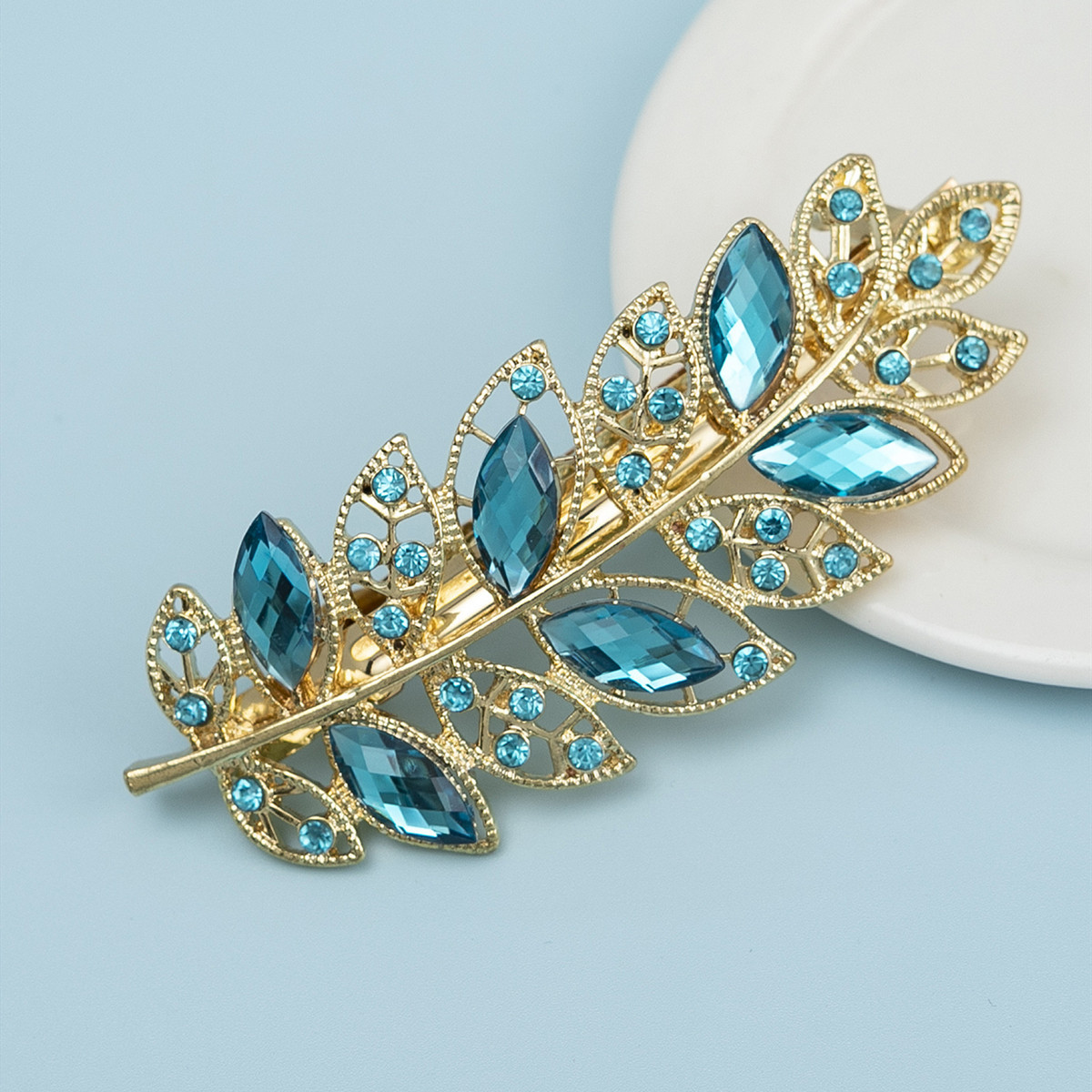 Women's Glam Shiny Leaves Alloy Plating Inlay Rhinestones Hair Clip display picture 2