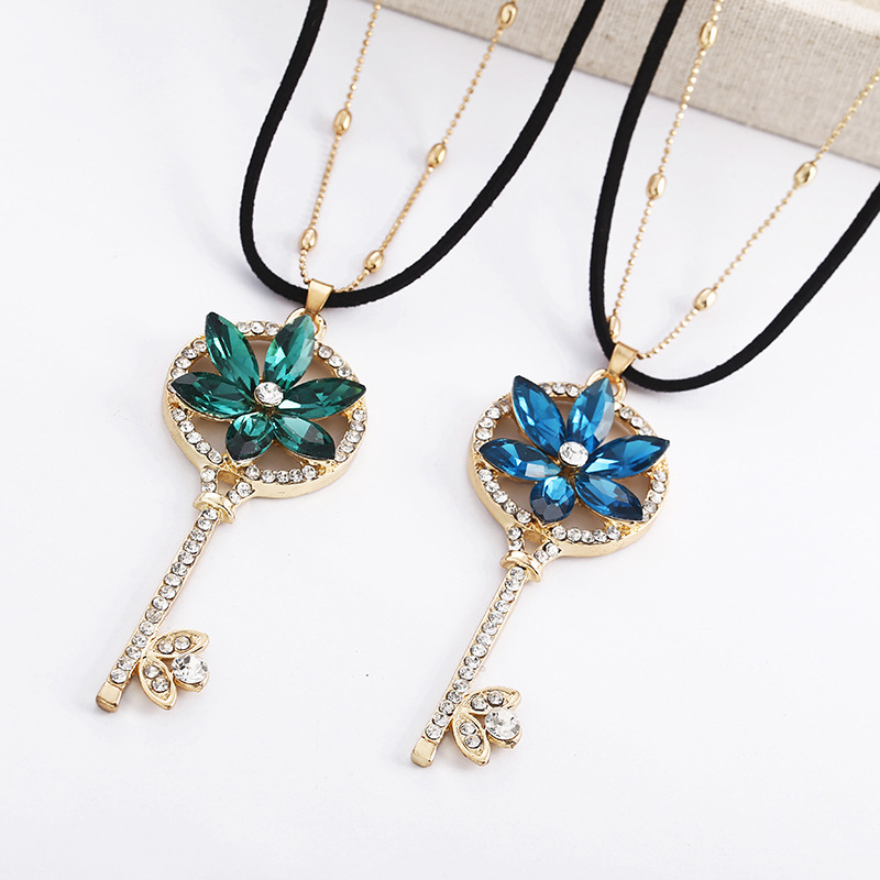 Classic Style Key Alloy Inlay Artificial Gemstones Women's Sweater Chain display picture 2