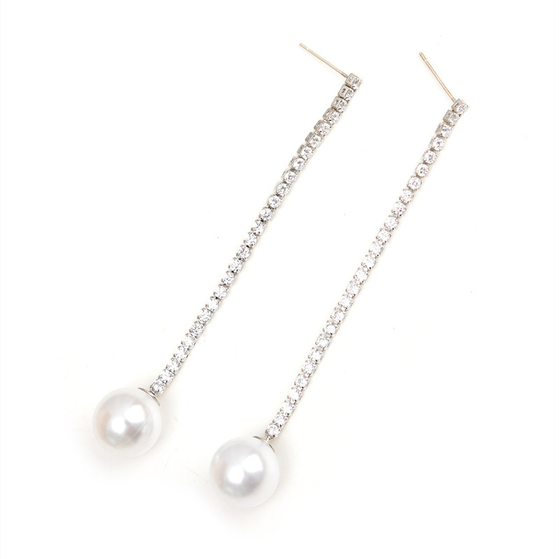 1 Pair Lady Pearl Inlay Metal Rhinestones Drop Earrings display picture 1