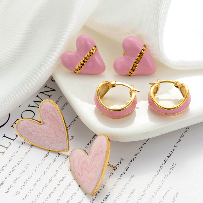 1 Pair Sweet Simple Style Korean Style Heart Shape Stainless Steel 18k Gold Plated Hoop Earrings Ear Studs display picture 5