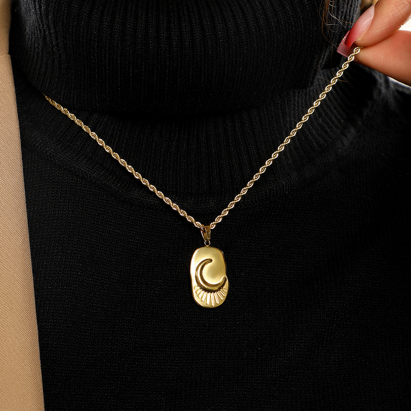 304 Stainless Steel Simple Style Shiny Polishing Enamel Plating Moon Pendant Necklace display picture 6