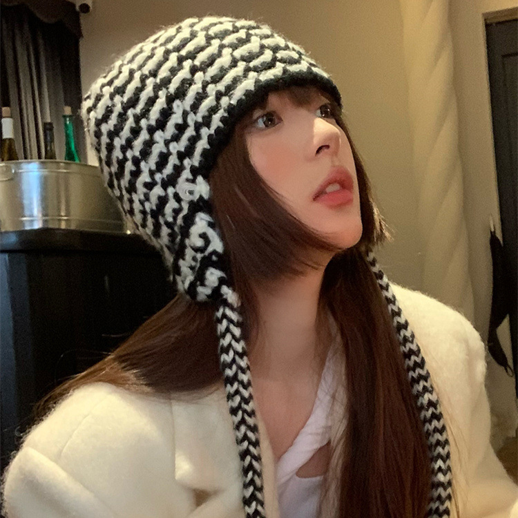 Women's Commute Solid Color Eaveless Wool Cap display picture 2