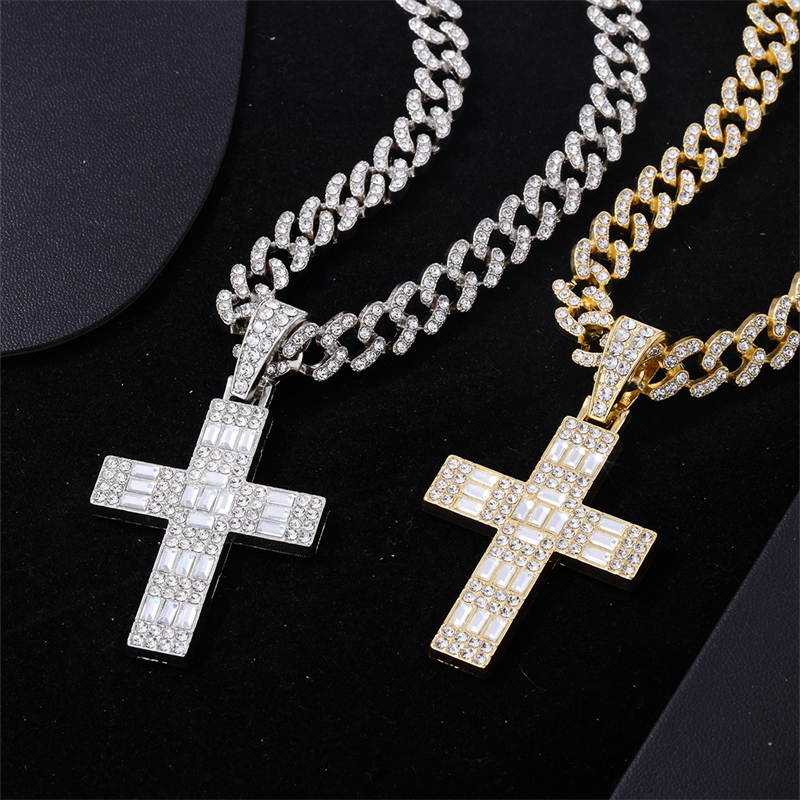 Hip-hop Cross Stainless Steel Plating Inlay Rhinestones Gold Plated Silver Plated Men's Charms Necklace display picture 4