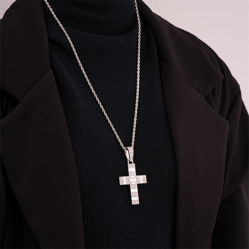 Hip-hop Cross Stainless Steel Plating Inlay Rhinestones Gold Plated Silver Plated Men's Charms Necklace display picture 1