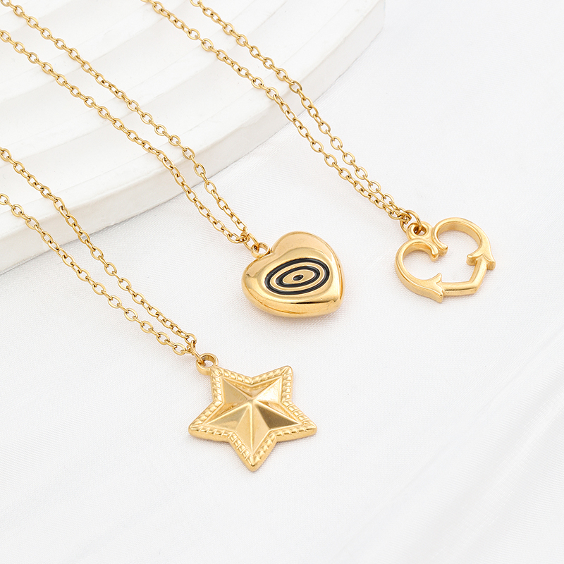Stainless Steel 18K Gold Plated IG Style Enamel Plating Star Moon Heart Shape Pendant Necklace display picture 5