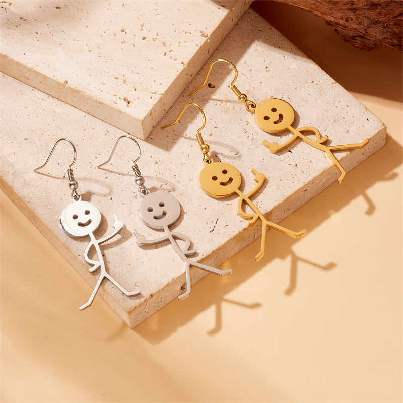 1 Pair Funny Cartoon Character Plating Titanium Steel 18k Gold Plated Drop Earrings display picture 3