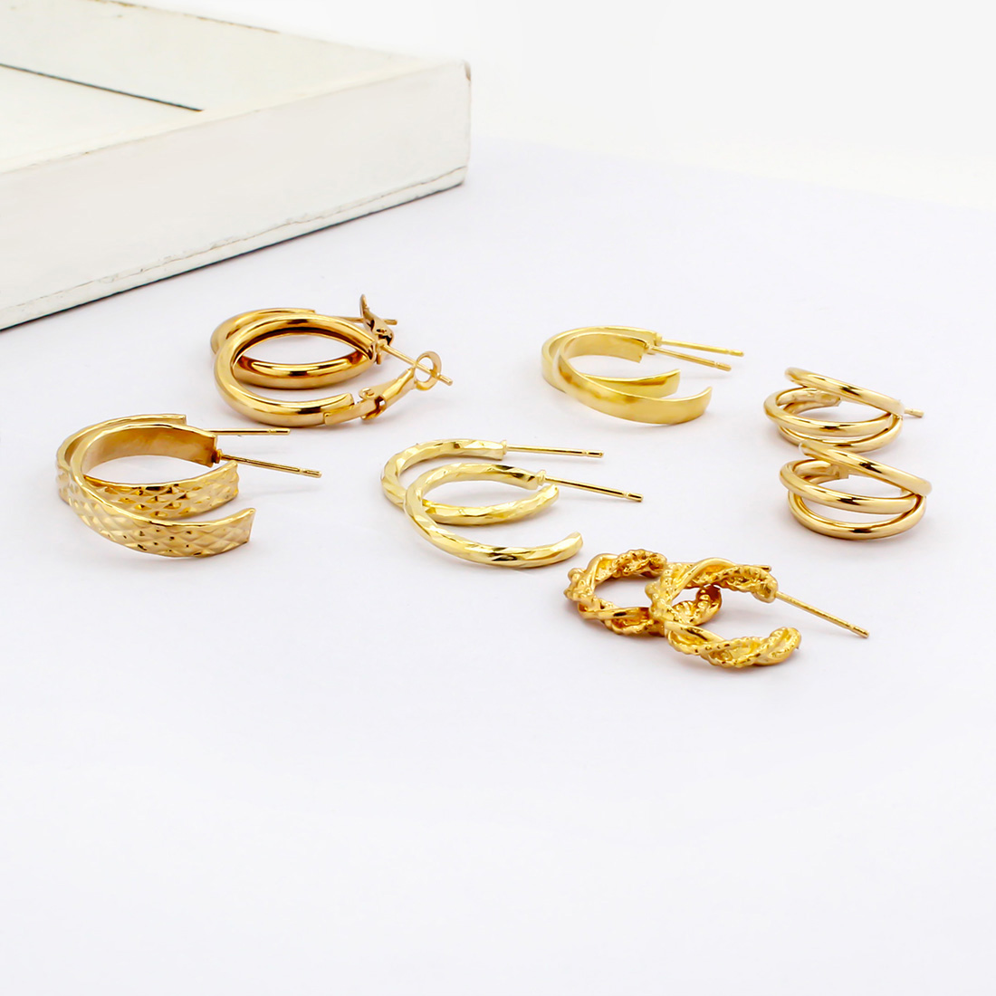 1 Set IG Style Simple Style Geometric Circle Plating Iron Earrings display picture 4