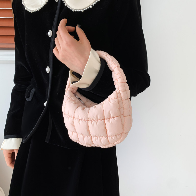 Women's Cotton Solid Color Basic Pillow Shape Zipper Shoulder Bag Handbag Underarm Bag display picture 10