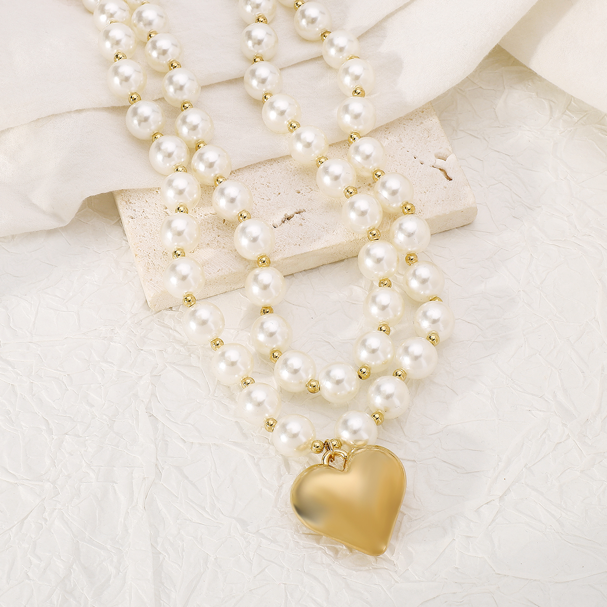 French Style Romantic Sweet Heart Shape Imitation Pearl Alloy Women's Pendant Necklace display picture 8