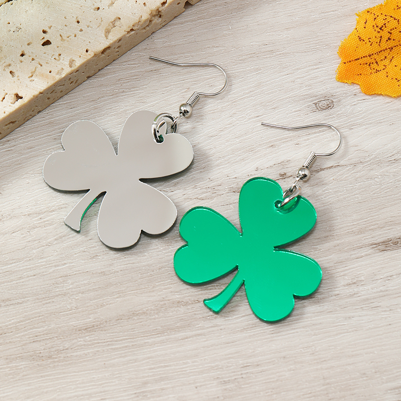 1 Pair Ig Style Casual Shamrock Lips Frog Plating Arylic Silver Plated Drop Earrings display picture 3