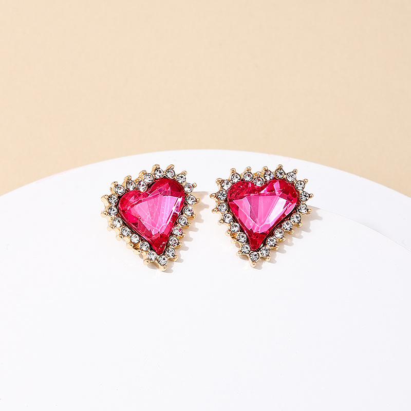 1 Pair Romantic Sweet Shiny Heart Shape Inlay Alloy Rhinestones Ear Studs display picture 2