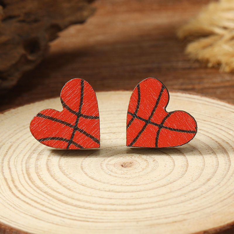 1 Pair Cute Heart Shape Wood Silver Plated Ear Studs display picture 5