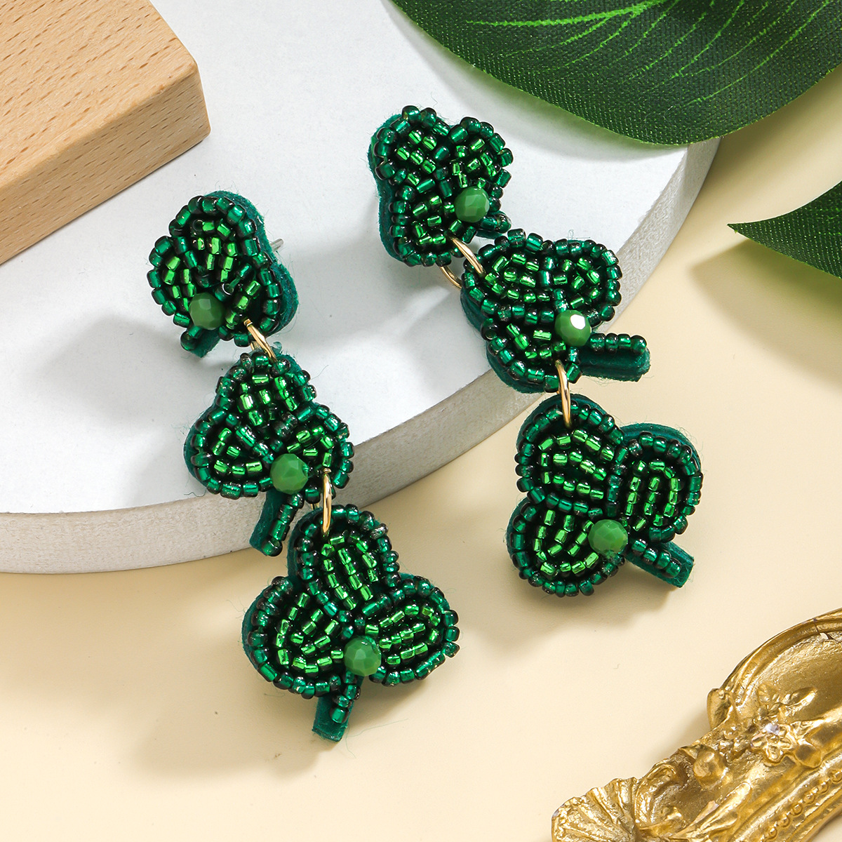 1 Pair Cute Handmade Simple Style Shamrock Letter Beaded Handmade Braid Seed Bead Drop Earrings display picture 12