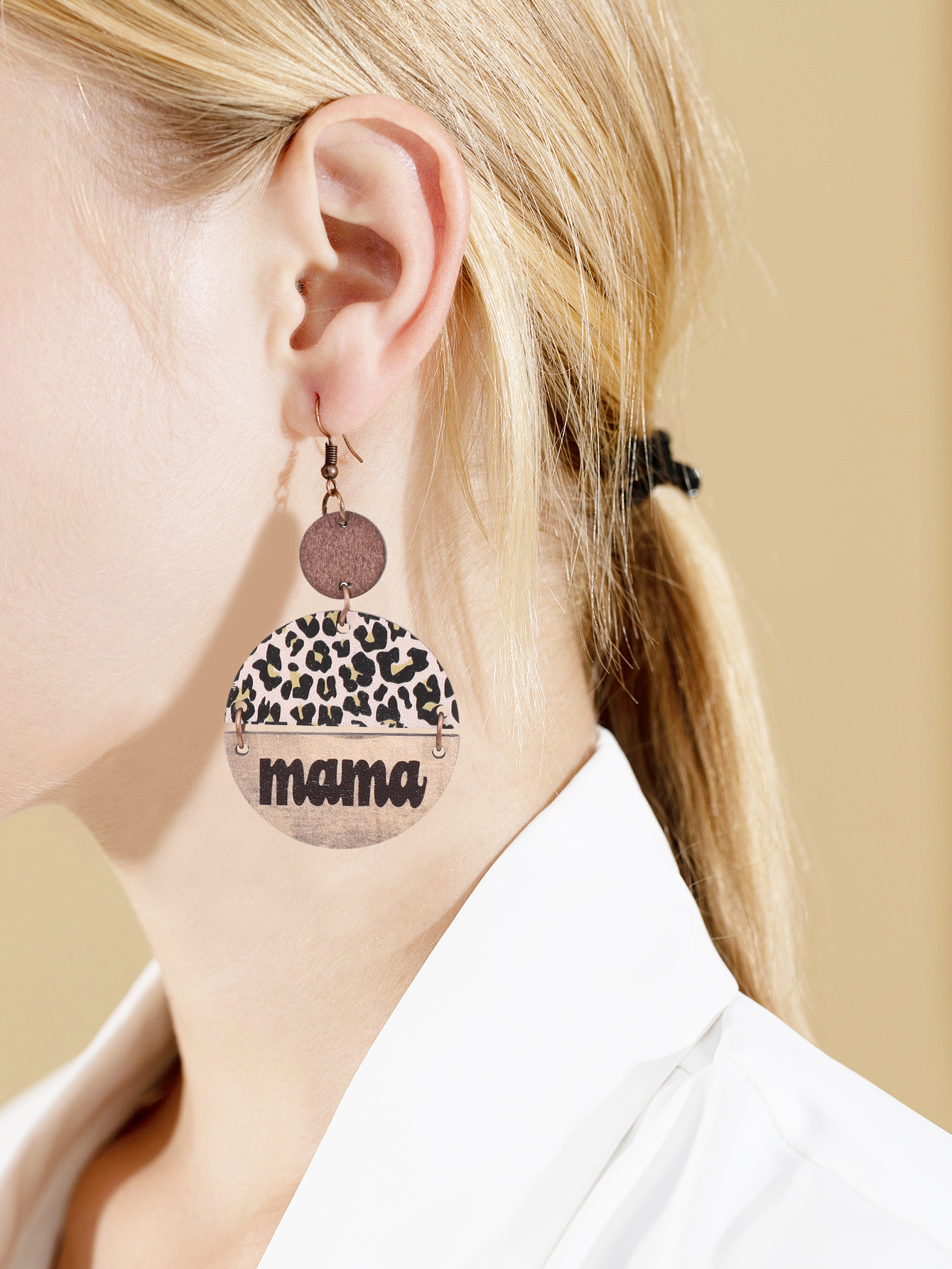 1 Pair Vintage Style Letter Leopard Carving Wood Drop Earrings display picture 5