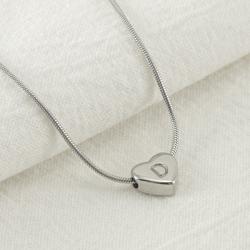 Stainless Steel Simple Style Polishing Letter Heart Shape Pendant Necklace display picture 7