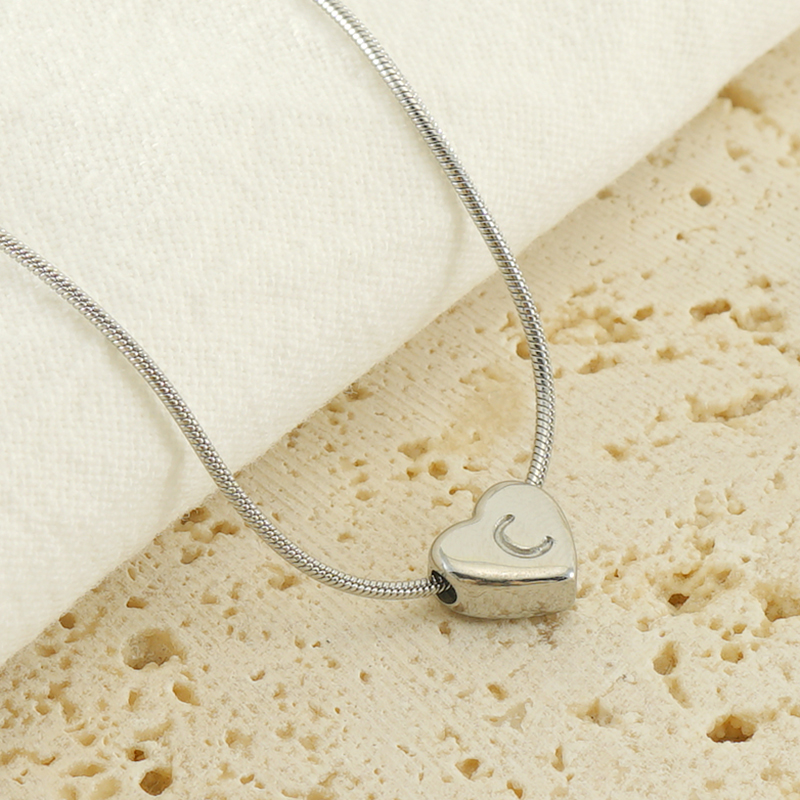 Stainless Steel Simple Style Polishing Letter Heart Shape Pendant Necklace display picture 1