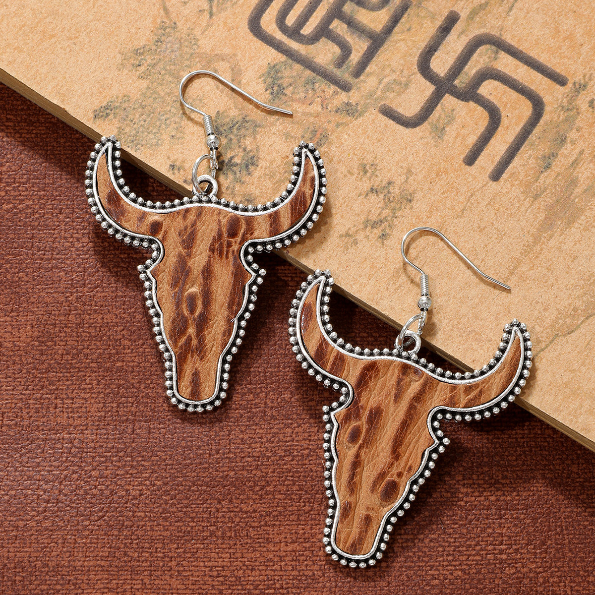 1 Pair Simple Style Cattle Alloy Drop Earrings display picture 2