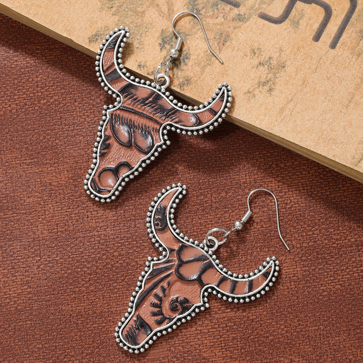 1 Pair Simple Style Cattle Alloy Drop Earrings display picture 5