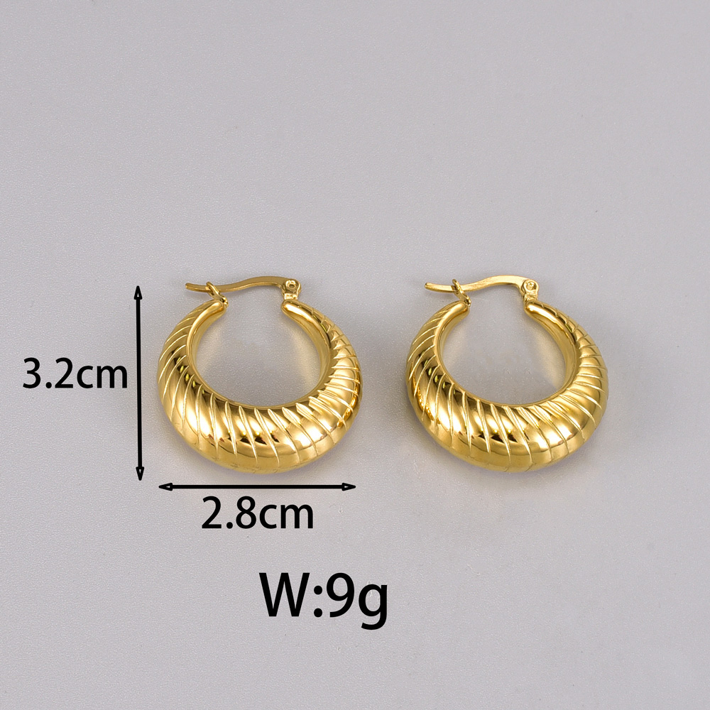 1 Pair Simple Style Classic Style C Shape Plating Titanium Steel 18k Gold Plated Silver Plated Ear Studs display picture 12