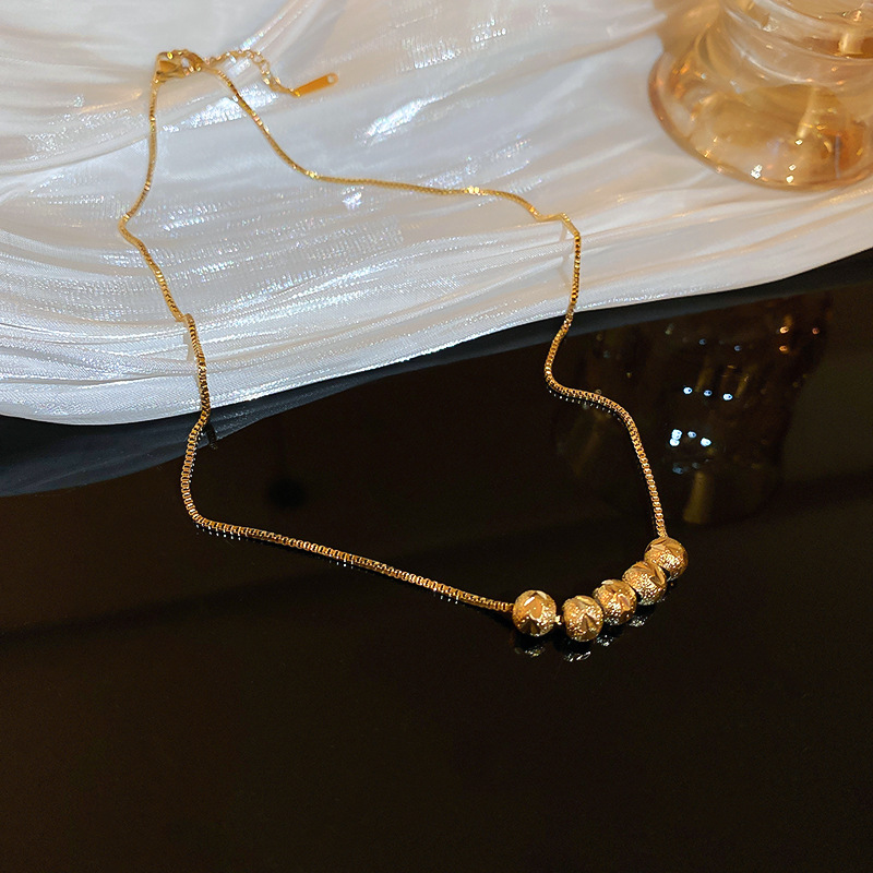 Elegant Simple Style Geometric Titanium Steel Pendant Necklace display picture 2