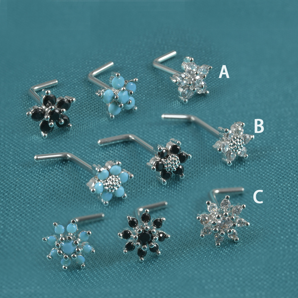 Elegant Sweet Shiny Flower Stainless Steel Turquoise Zircon Nose Studs In Bulk display picture 3