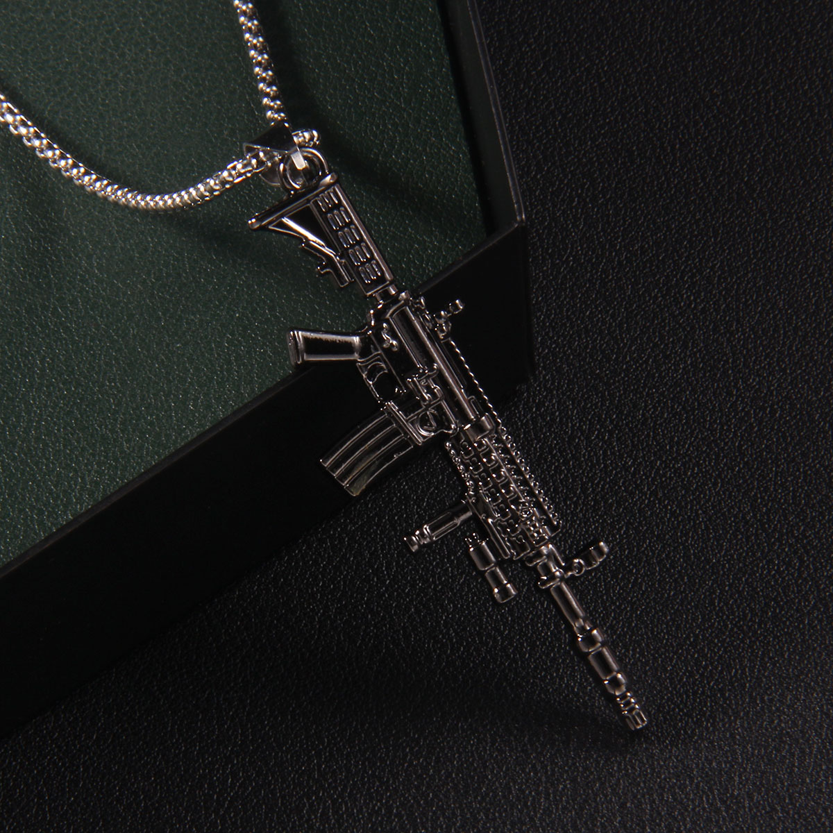 Casual Punk Pistol 201 Stainless Steel Zinc Alloy Unisex Pendant Necklace display picture 5