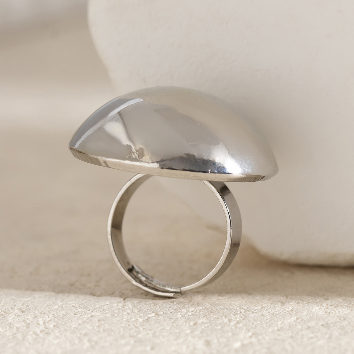 Übertrieben Französische Art Einfacher Stil Runden Eisen Frau Offener Ring display picture 4