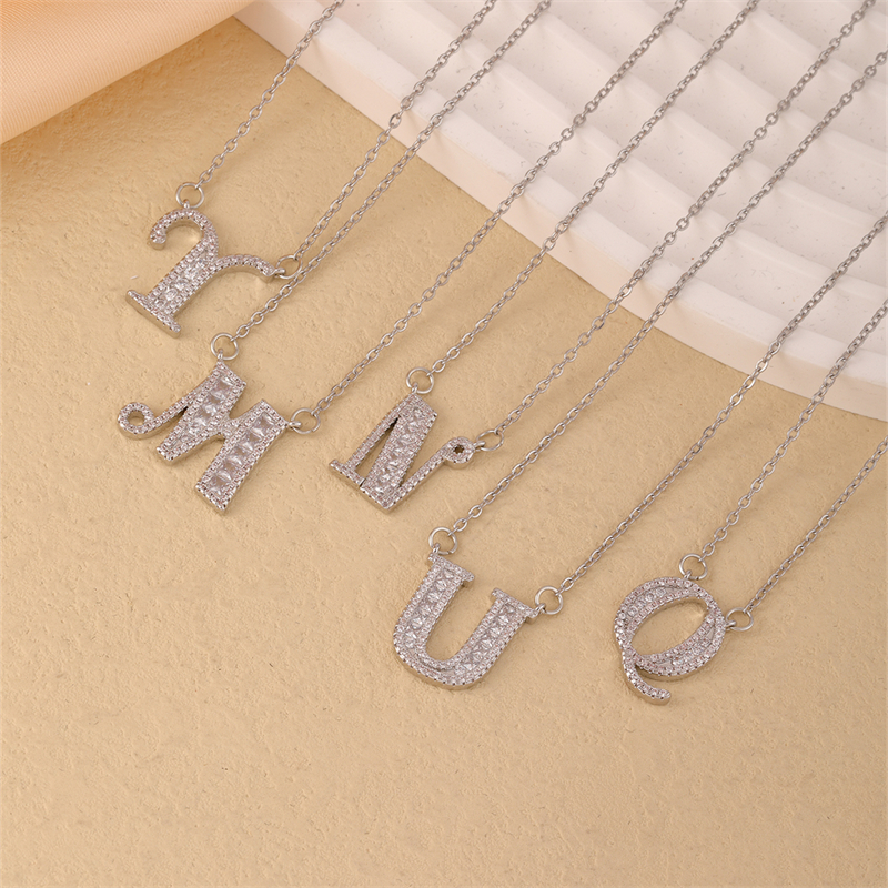 Stainless Steel Copper Simple Style Classic Style Plating Inlay Letter Zircon Pendant Necklace display picture 2