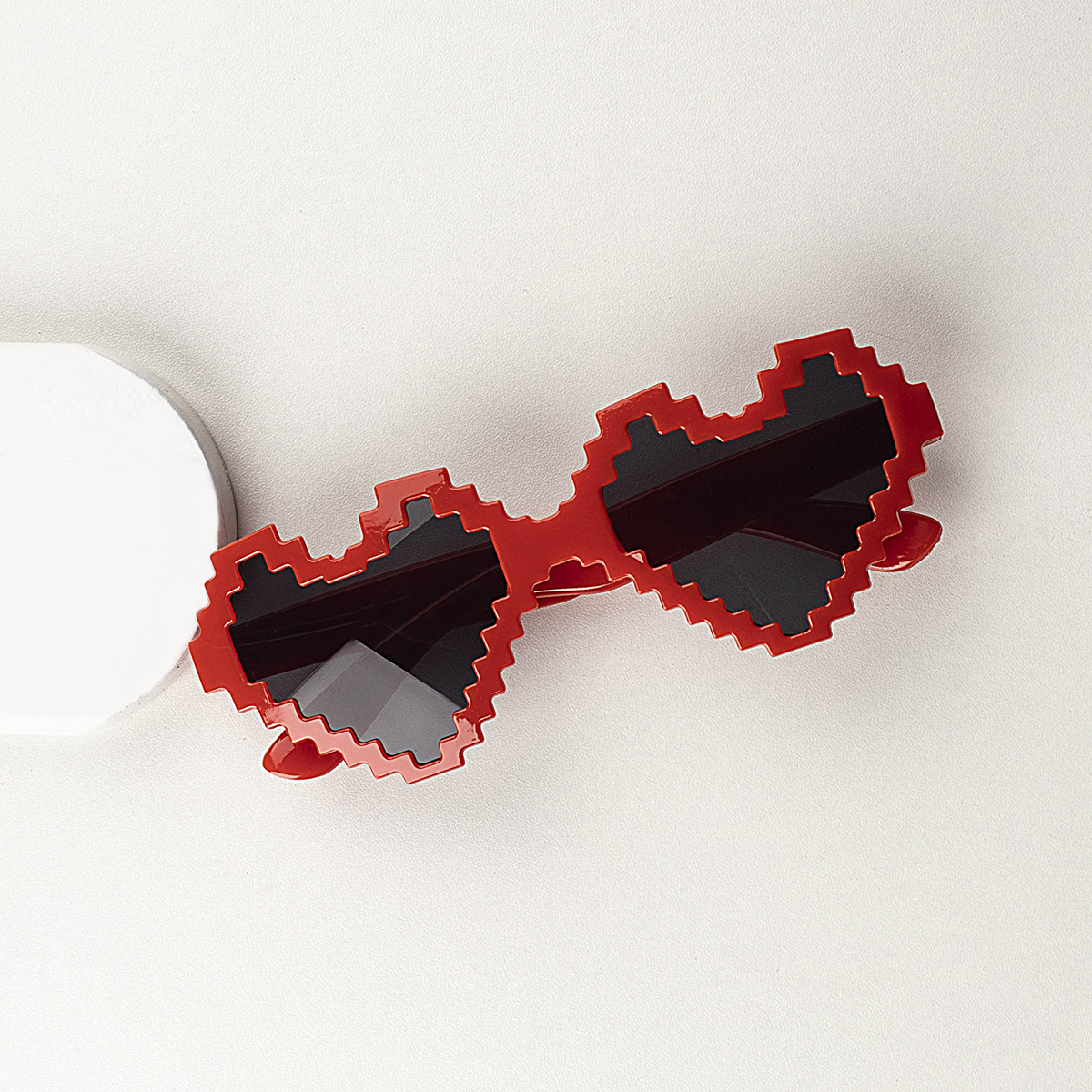 Funny Heart Shape Resin Special-shaped Mirror Full Frame Women's Sunglasses display picture 5