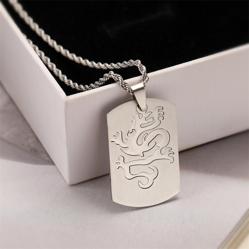 Punk Animal Heart Shape Dragon Stainless Steel Plating Pendant Necklace display picture 4