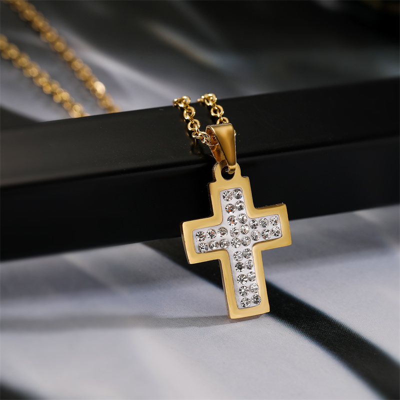 Ig Style Cross Heart Shape Skull Stainless Steel Plating Inlay Shell Zircon Pendant Necklace display picture 5